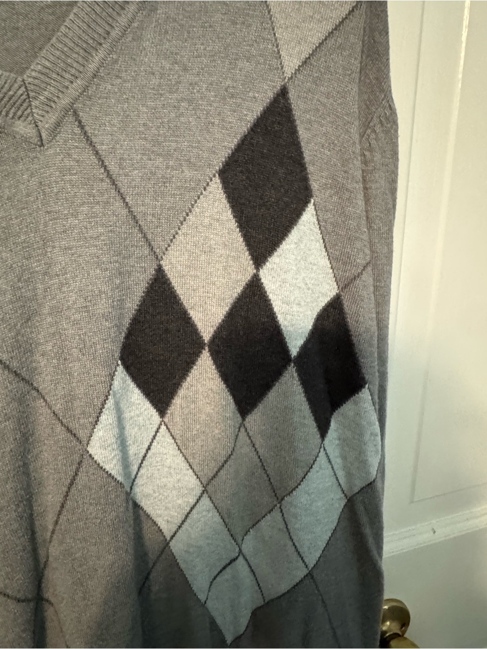 Classic J. Ferrar Men’s Gray Argyle V-Neck Sweater Modern Fit Cotton Blend. Sz L - Picture 4 of 8